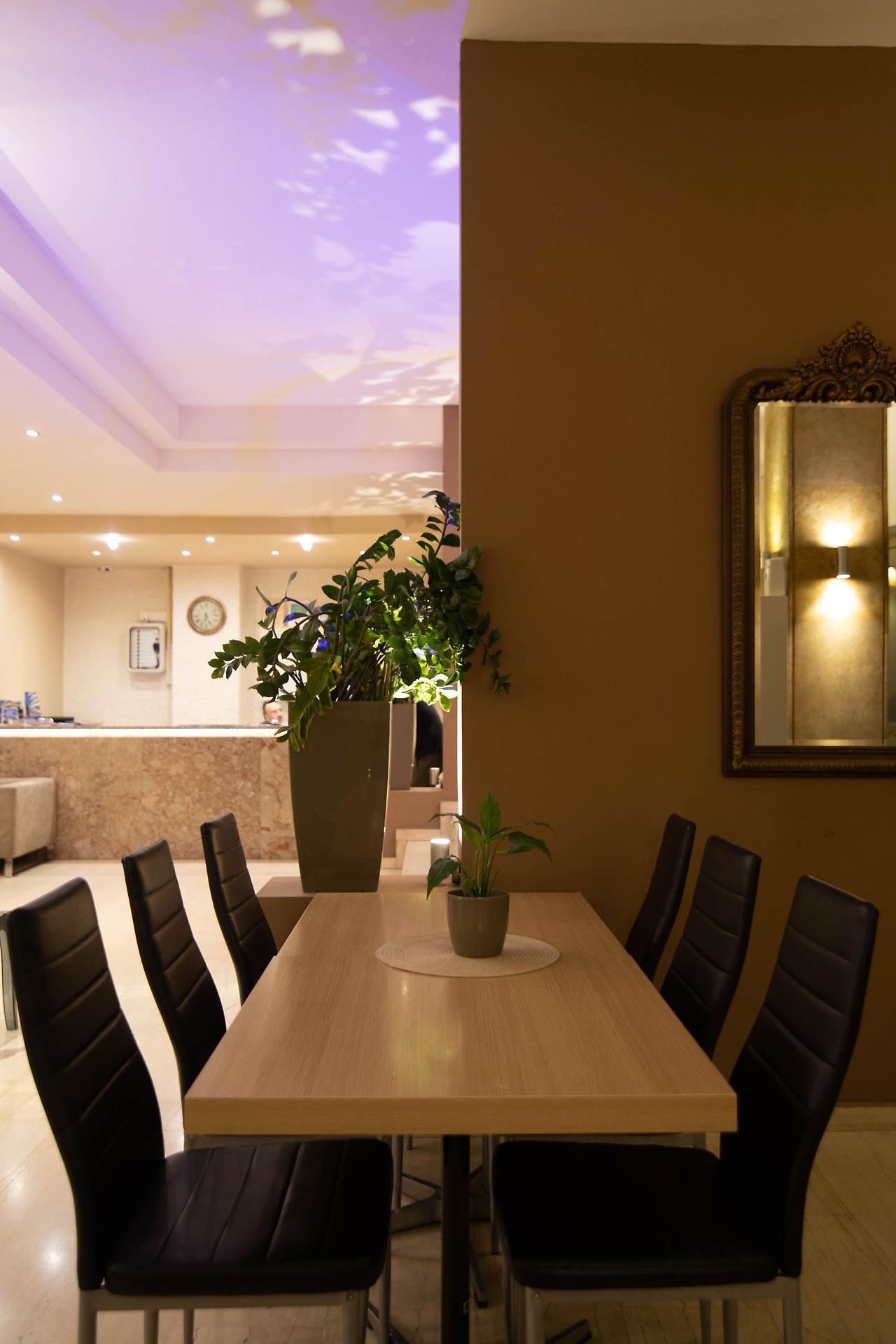 Nidimos Hotel Delphi Bagian luar foto